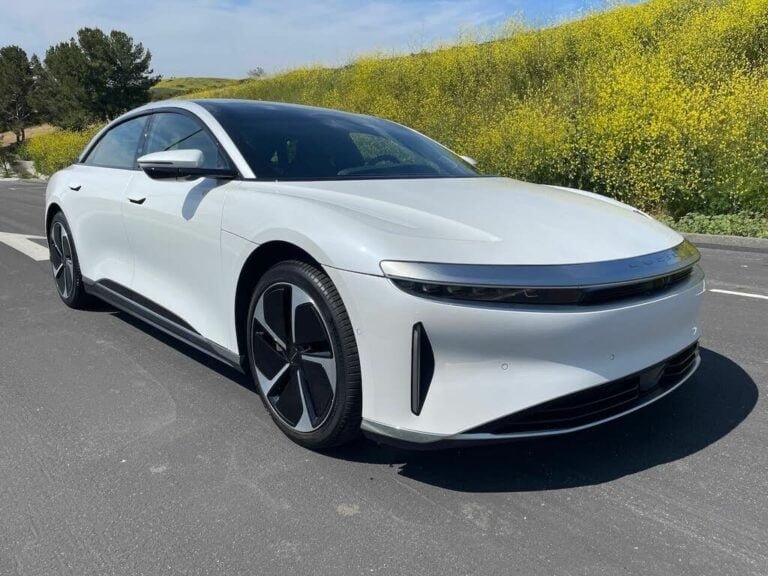 2023_lucid_air-pic-5792934777454546040-1024x768
